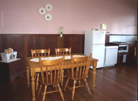Pemberton Old Picture Theatre Holiday Apartments - Holiday Adelaide 28