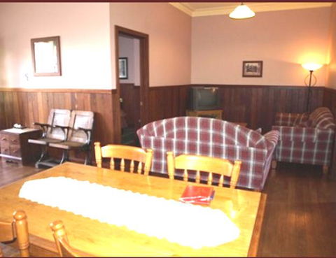 Pemberton Old Picture Theatre Holiday Apartments - Holiday Adelaide 35