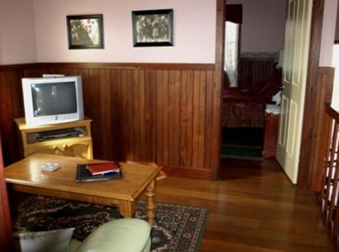 Pemberton Old Picture Theatre Holiday Apartments - Holiday Adelaide 31