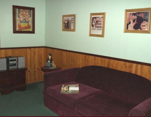 Pemberton Old Picture Theatre Holiday Apartments - Holiday Adelaide 10