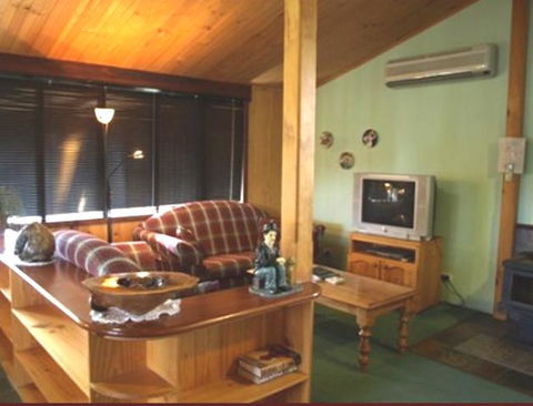 Pemberton Old Picture Theatre Holiday Apartments - Holiday Adelaide 15