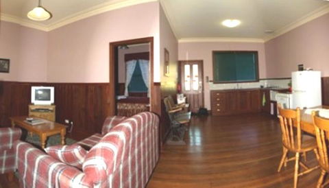 Pemberton Old Picture Theatre Holiday Apartments - Holiday Adelaide 19