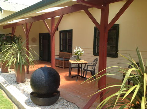 Busselton Guest House - Holiday Adelaide 0