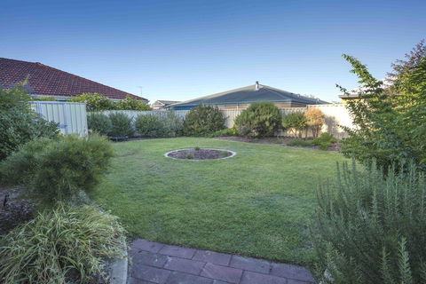 Indoyo Retreat - Holiday Adelaide 14
