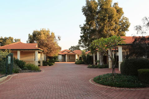Novotel Vines Resort Swan Valley - Holiday Adelaide 12