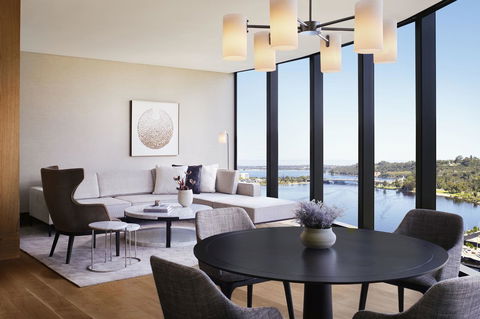 The Ritz-Carlton, Perth - Holiday Adelaide 12