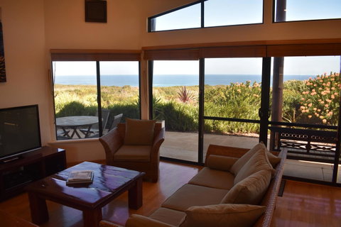 Redgate Beach Escape - Holiday Adelaide 1