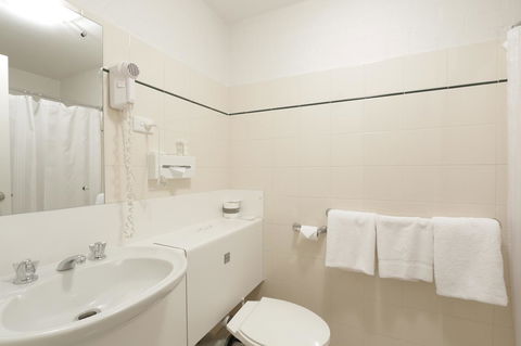 Atrium Hotel Mandurah - Holiday Adelaide 37