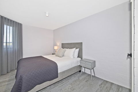 Atrium Hotel Mandurah - Holiday Adelaide 35