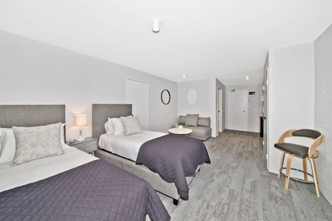 Atrium Hotel Mandurah - Holiday Adelaide 33