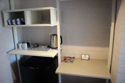Atrium Hotel Mandurah - Holiday Adelaide 9