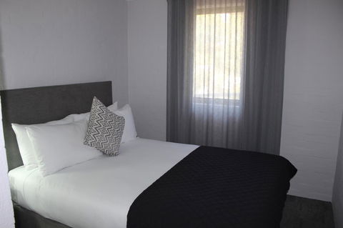 Atrium Hotel Mandurah - Holiday Adelaide 3