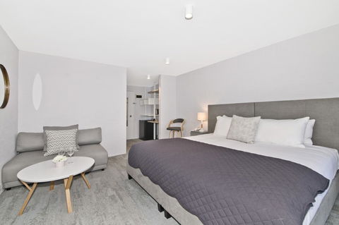 Atrium Hotel Mandurah - Holiday Adelaide 16