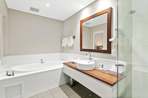 Caves House Hotel & Apartments Yallingup - Holiday Adelaide 17