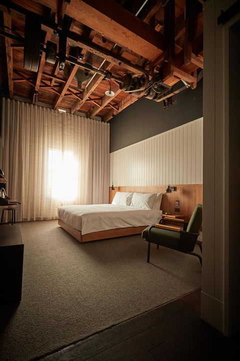 The Premier Mill Hotel - Holiday Adelaide 2