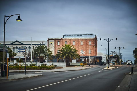 The Premier Mill Hotel - Holiday Adelaide 14