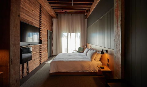 The Premier Mill Hotel - Holiday Adelaide 1
