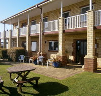 Baywatch Manor Augusta - Holiday Adelaide