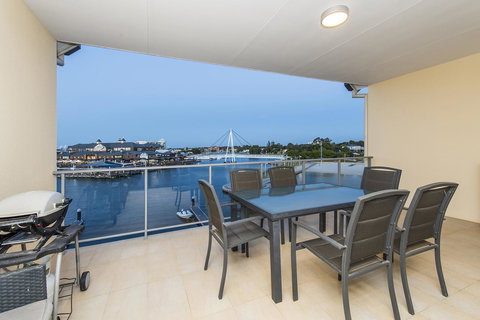 Dolphin Quay Apartments - Holiday Adelaide 23
