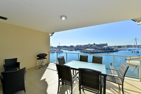 Dolphin Quay Apartments - Holiday Adelaide 4