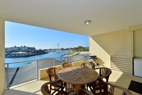 Dolphin Quay Apartments - Holiday Adelaide 15