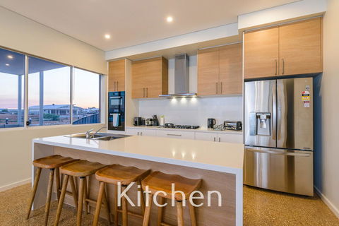 32 Corella Court - Holiday Adelaide 4