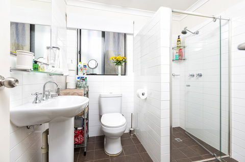 Como Executive Apartment - Holiday Adelaide 15