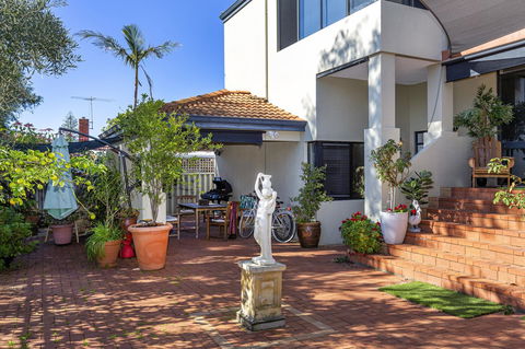 Como Executive Apartment - Holiday Adelaide 16