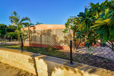 30 Kennedy Street - Holiday Adelaide 1
