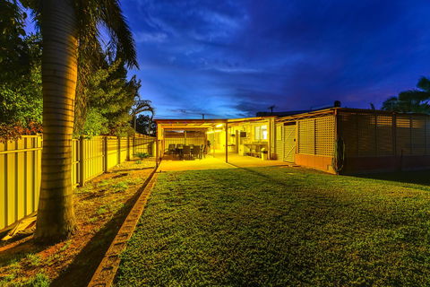 30 Kennedy Street - Holiday Adelaide 21