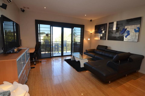 The Arcadia Apartment - Holiday Adelaide 3