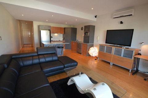 The Arcadia Apartment - Holiday Adelaide 0