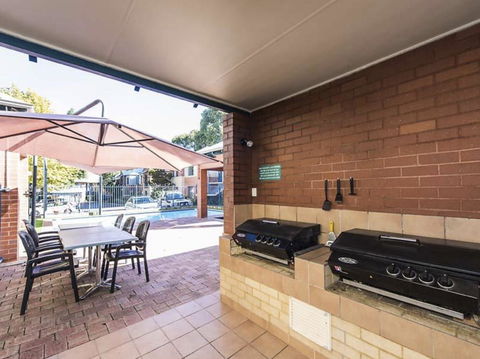 Subiaco Village 18 - Holiday Adelaide 19