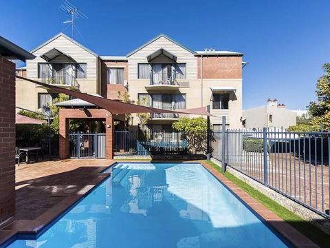 Subiaco Village 18 - Holiday Adelaide 21