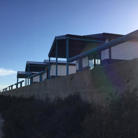 Dongara Tourist Park - Holiday Adelaide 0
