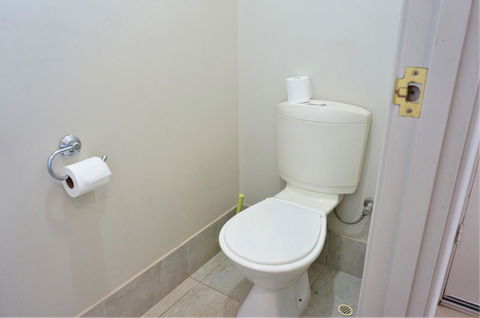 9 Krait Street - Perfect For Large Groups Or Families Alike - Holiday Adelaide 17