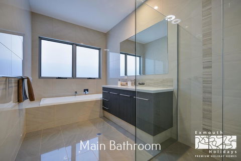 27 Kestrel Place - With Pool And Jetty - Holiday Adelaide 13