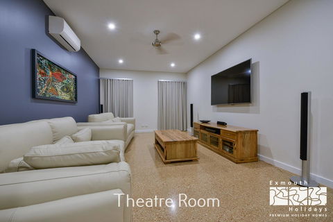 27 Kestrel Place - With Pool And Jetty - Holiday Adelaide 6
