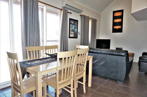 Osprey Holiday Village Unit 113 2 Bedroom - Holiday Adelaide 3
