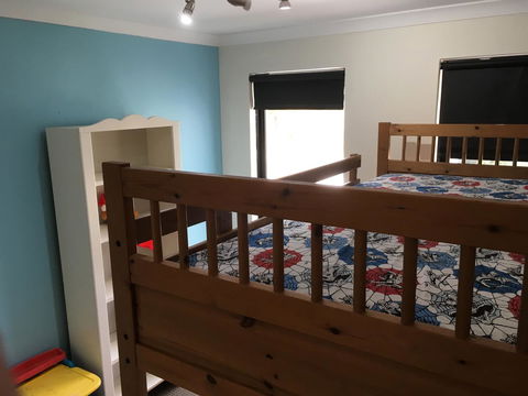 Shiraz Heights - Holiday Adelaide 25