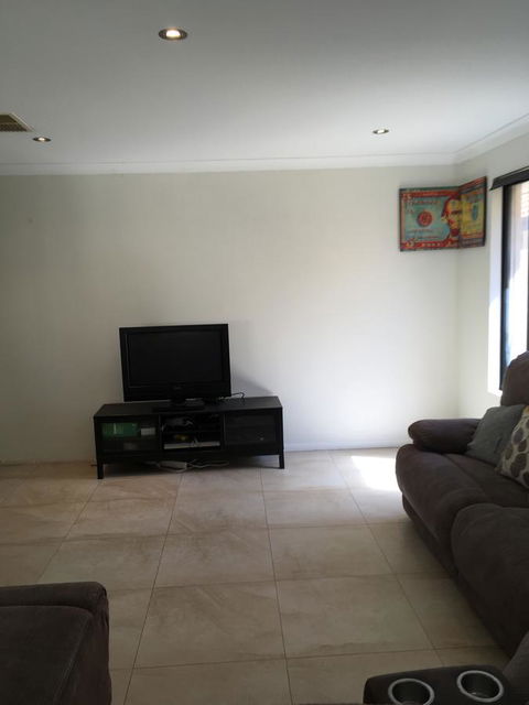 Shiraz Heights - Holiday Adelaide 13