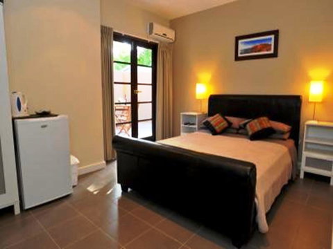 Waikiki Beach Bed And Breakfast - Holiday Adelaide 9