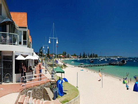 Waikiki Beach Bed And Breakfast - Holiday Adelaide 15