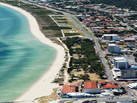 Waikiki Beach Bed And Breakfast - Holiday Adelaide 16