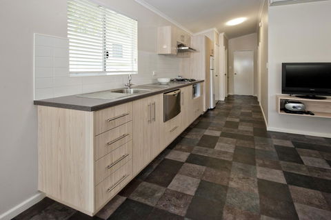 Mandalay Holiday Resort And Tourist Park - Holiday Adelaide 15