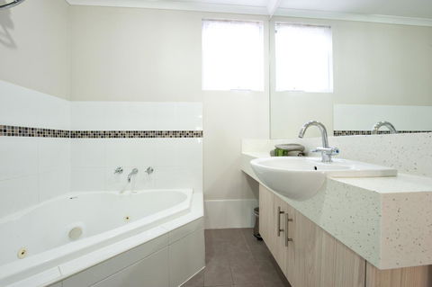 Mandalay Holiday Resort And Tourist Park - Holiday Adelaide 43