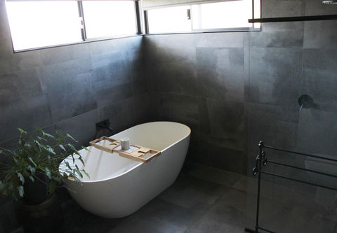 Bayside Luxury Escape Busselton - Holiday Adelaide 17