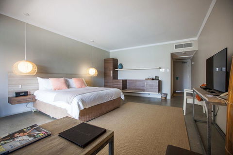 The Marina Hotel - Mindarie - Holiday Adelaide 4
