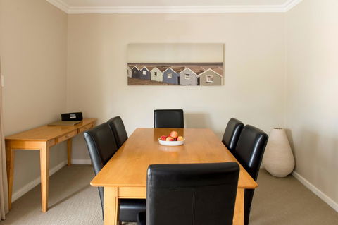 The Marina Hotel - Mindarie - Holiday Adelaide 25