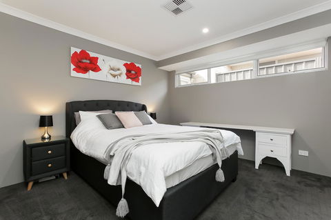 Perth Comfy Stays - Holiday Adelaide 30